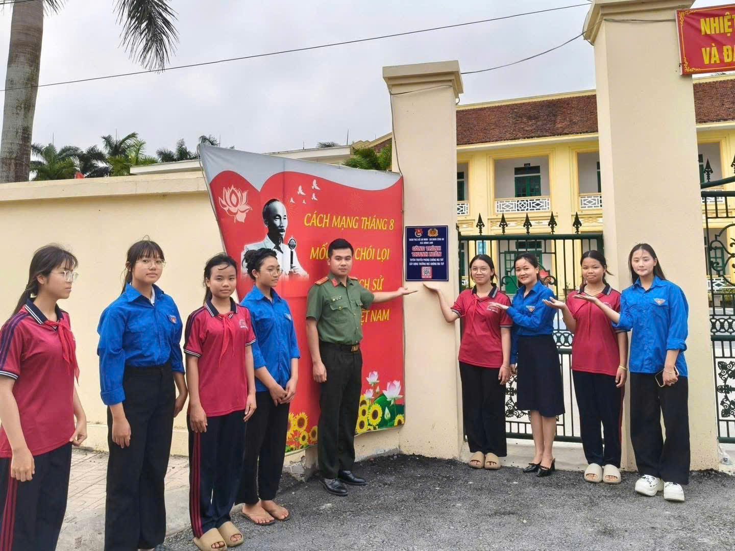 Chi đoàn Công an xã Vĩnh Am: Triển khai Công trình thanh niên “Tuyên truyền phòng, chống ma túy - Xây dựng trường học không ma túy”